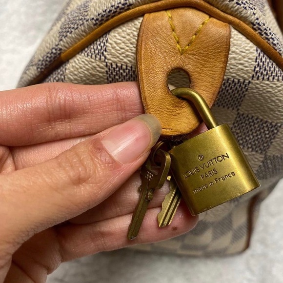 ✨SOLD✨AUTHENTIC LOUIS VUITTON SPEEDY 25✨ - Picture 7 of 9
